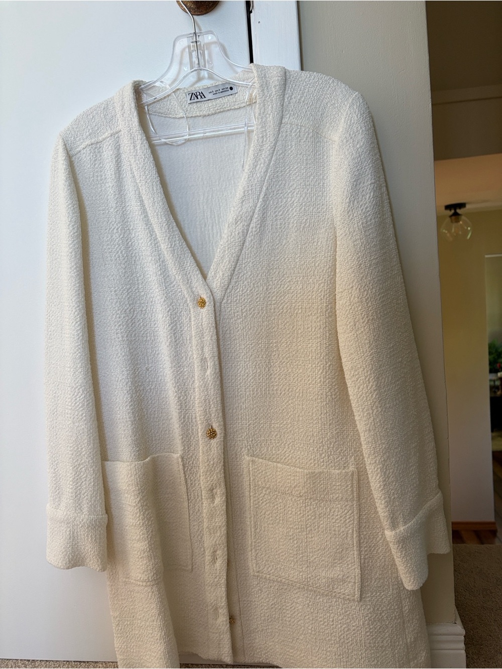 ZARA Cream Bouclé V-Neck Button Cardigan with Gold Buttons